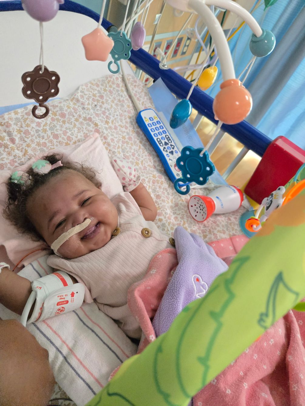 About the I'm her Hero Heart Design campaign on Bonfire 3