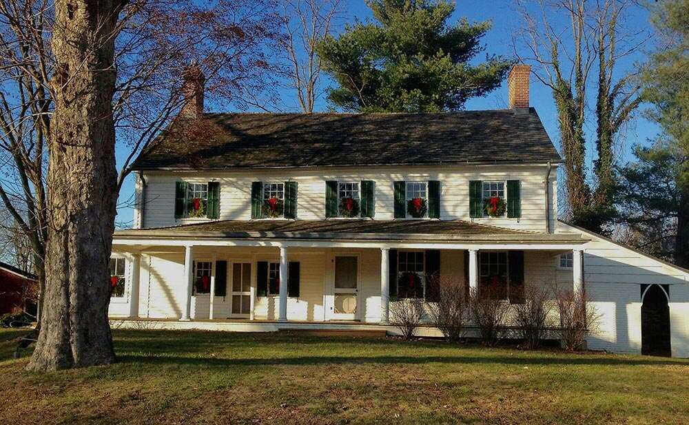 About the Parker Homestead Dark Crewneck campaign on Bonfire 2