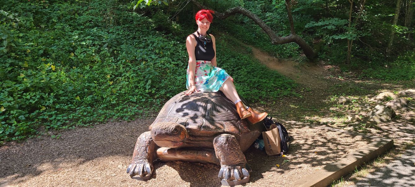 About the Thrive Logo Insulated Bag campaign on Bonfire 2