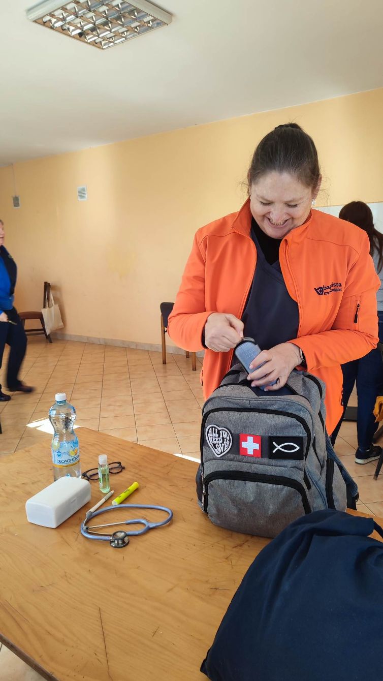 About the Love simply. Simply love. Ukrainian IDP's. campaign on Bonfire 2