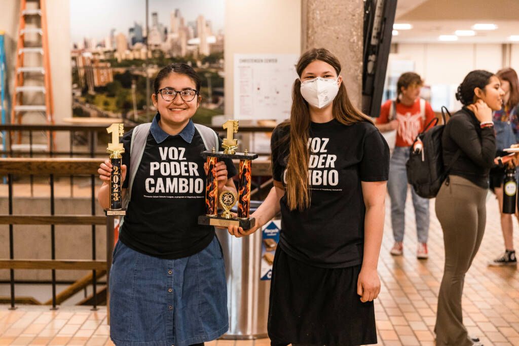 About the ?Alza tu voz! (Tee or Hoodie) campaign on Bonfire 2