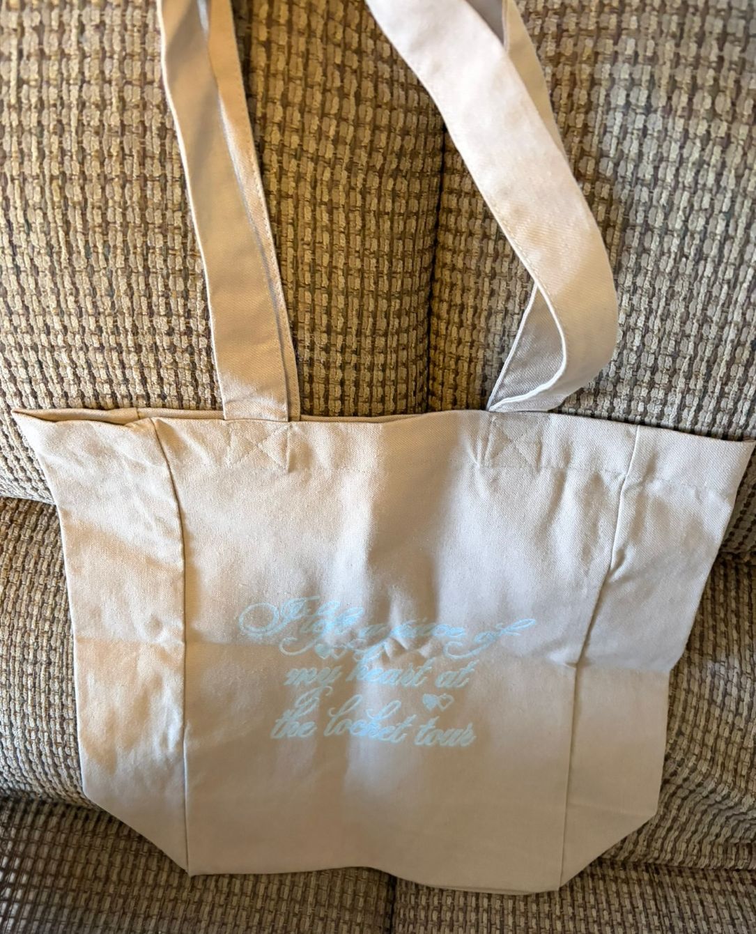 About the the locket tour tote campaign on Bonfire 3