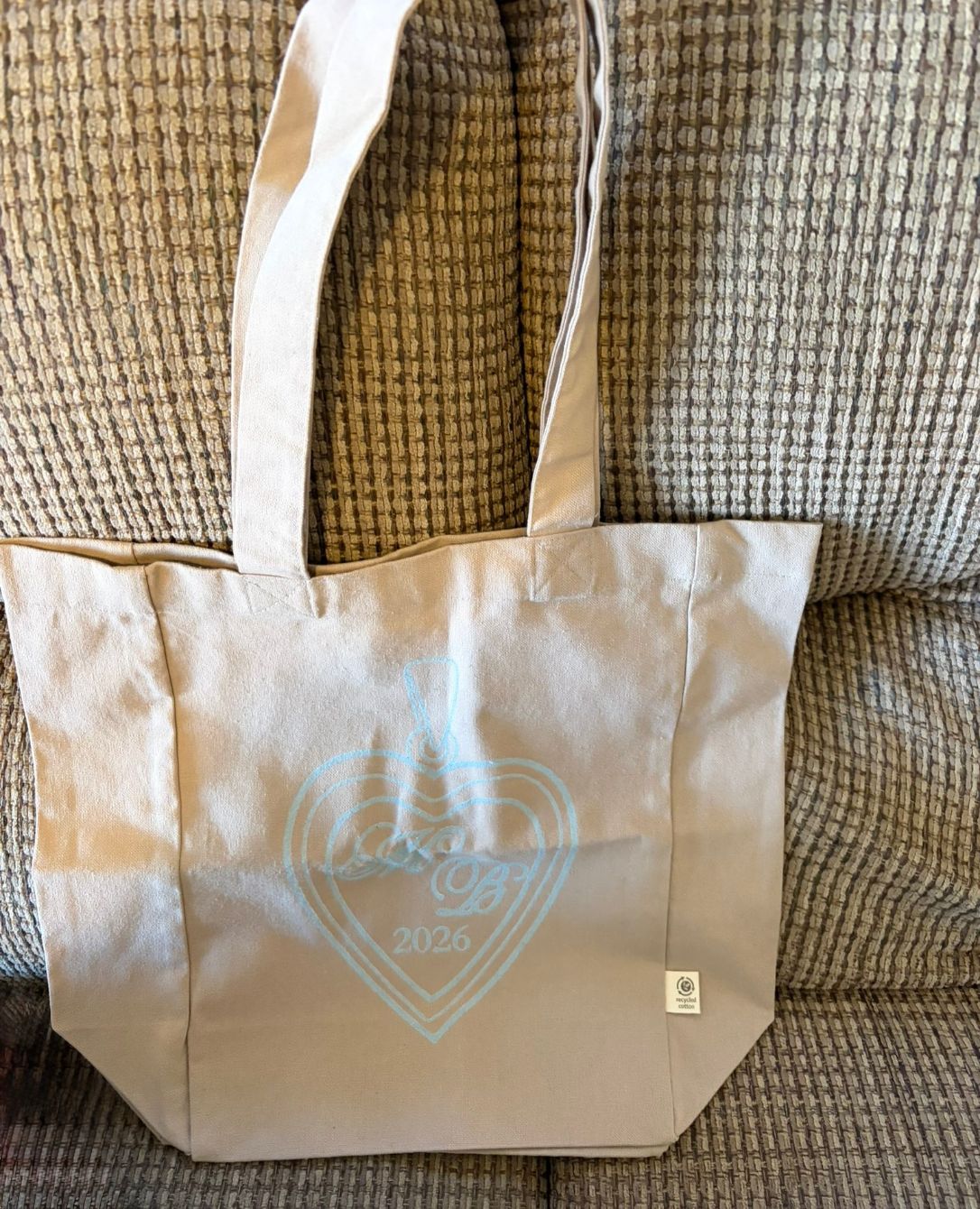 About the the locket tour tote campaign on Bonfire 2