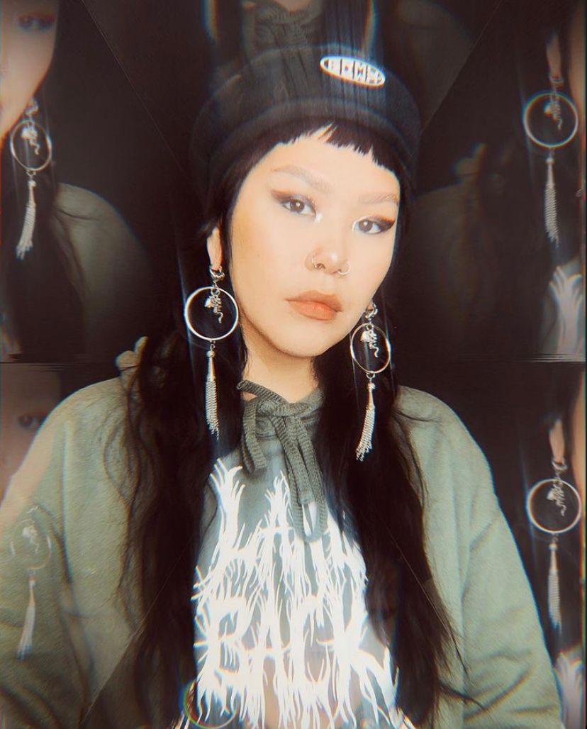 About the + LAND BACK - WHITE + campaign on Bonfire 8