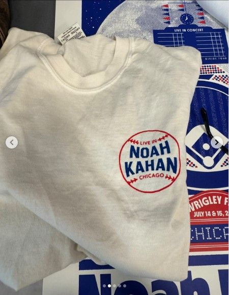 About the Noah Kahan Chicago Merch campaign on Bonfire 2