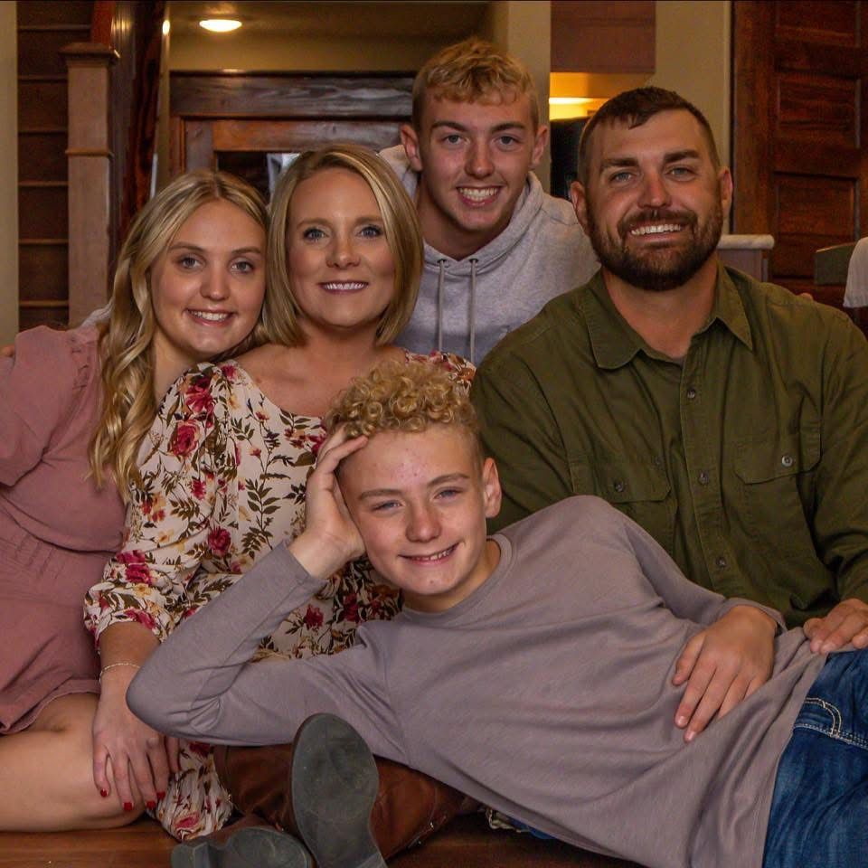 About the Krystal's Fight Against Breast Cancer campaign on Bonfire 2