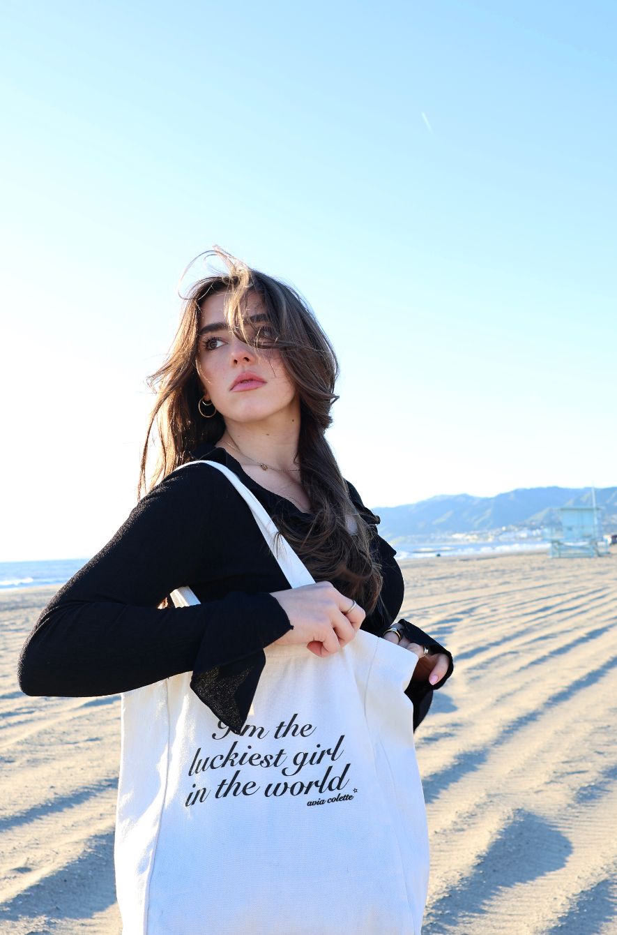About the 'I?m the luckiest girl in the world' Tote campaign on Bonfire 2