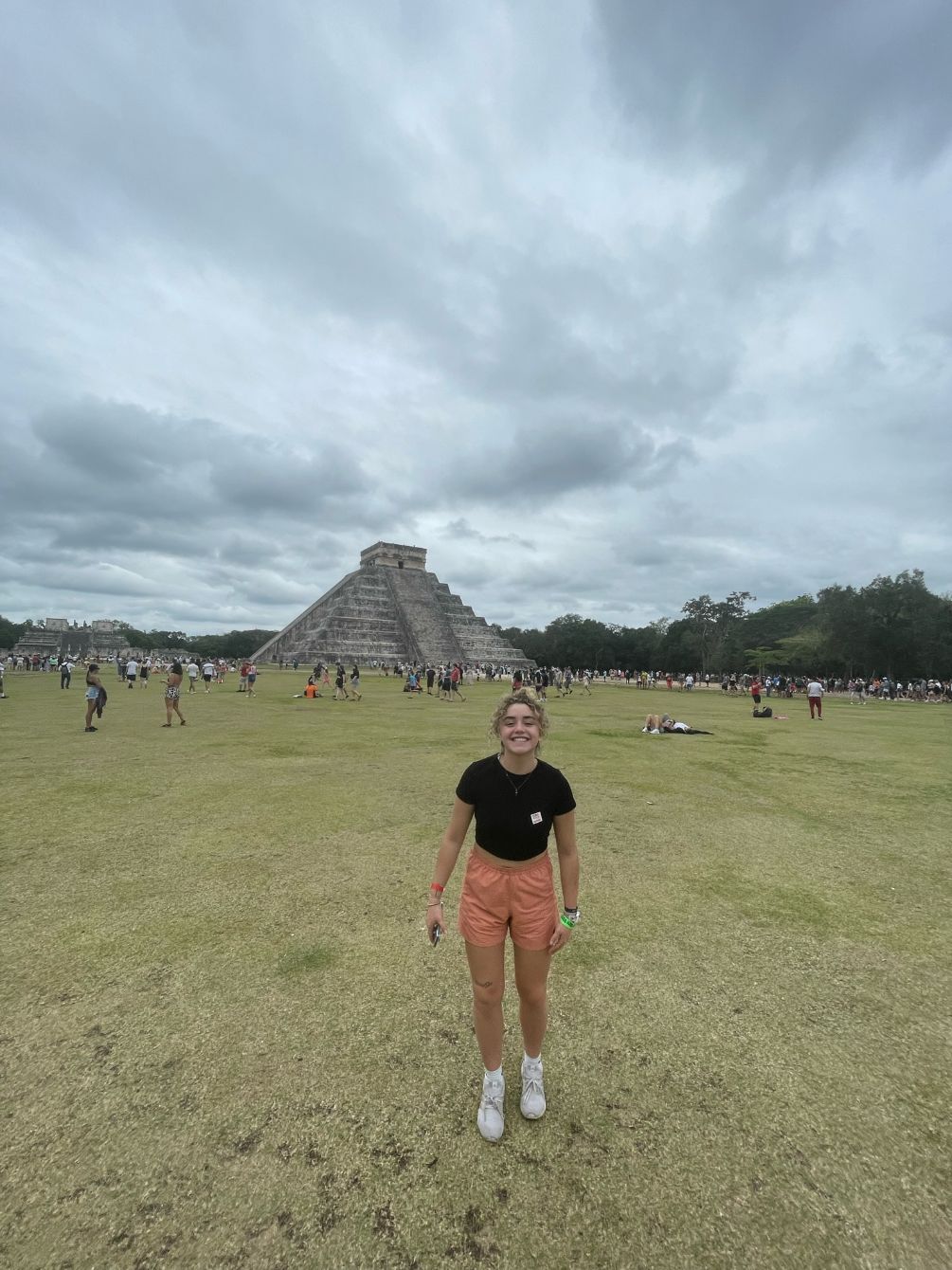 About the  Lizzy Leon's YWAM Fundraiser 3 campaign on Bonfire 2