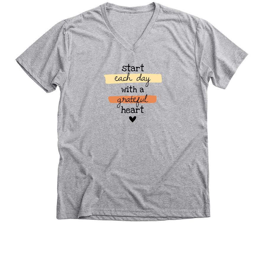 An inspirational t-shirt that says, "Start each day with a grateful heart".