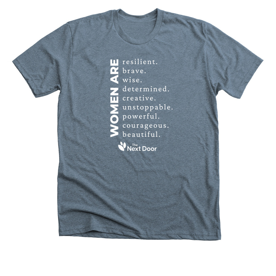 Born to Make History' Women's Plus Size T-Shirt
